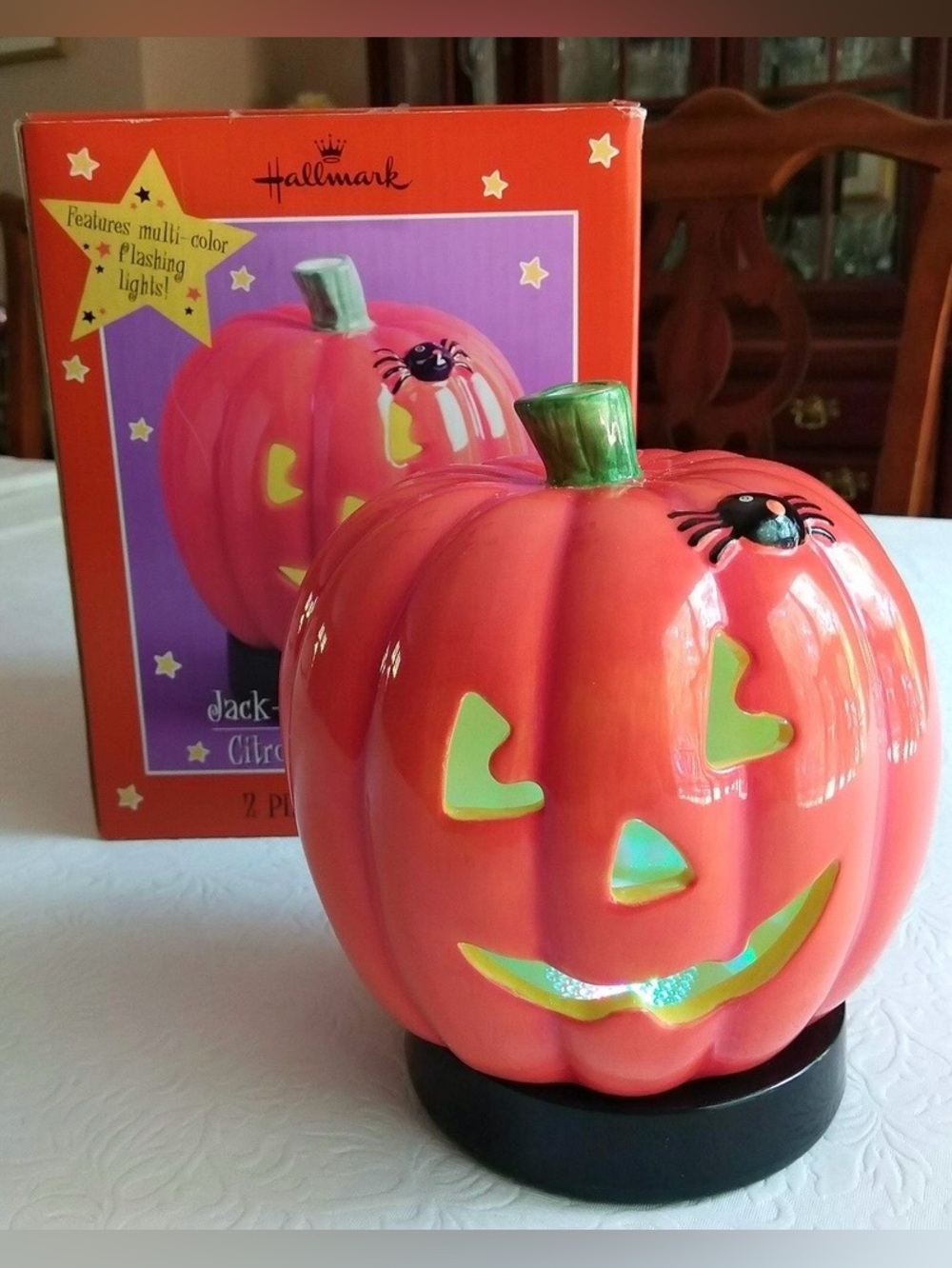 Hallmark Halloween LED Light Up Ceramic Jack-o'-Lantern Pumpkin 🌈🎃✨